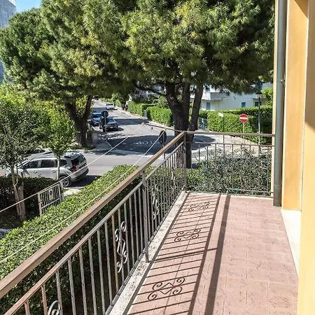Trilocale A 50mt Dal Mare, - M077 Apartament Marcelli